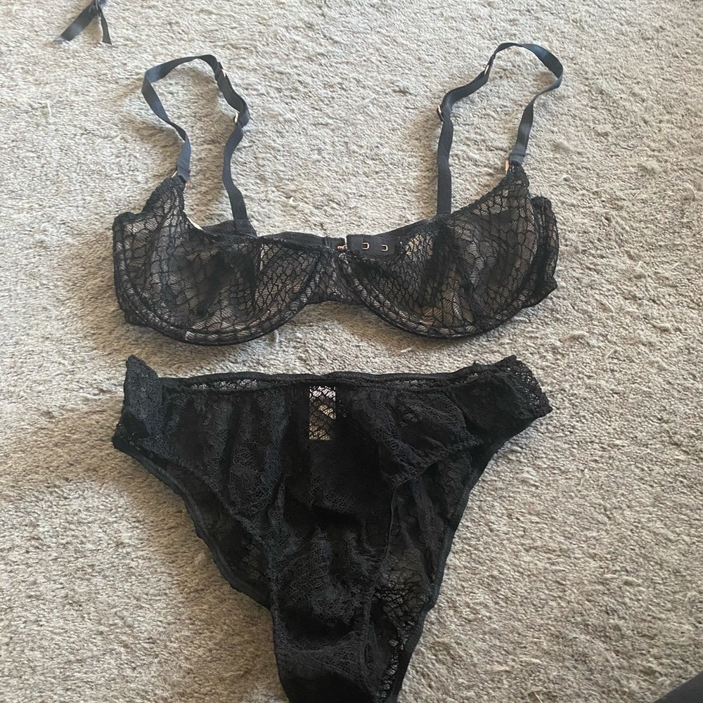 Fleur du Mal black lace set